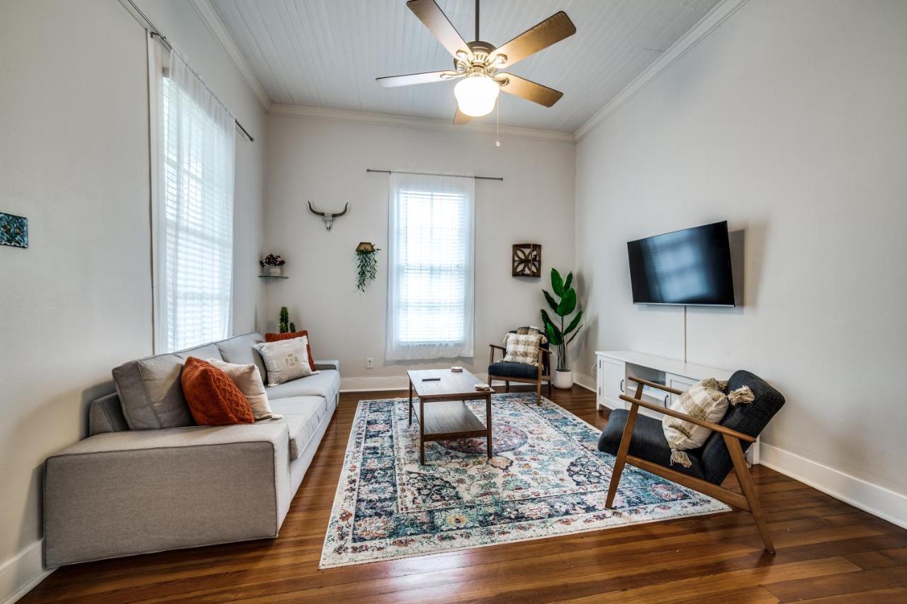 סן אנטוניו Downtown Historic 2Bdrm, Walk To Riverwalk, Alamo; Beautifully Renovated! מראה חיצוני תמונה