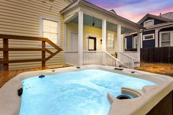 סן אנטוניו Downtown Historic 2Bdrm, Walk To Riverwalk, Alamo; Beautifully Renovated! מראה חיצוני תמונה
